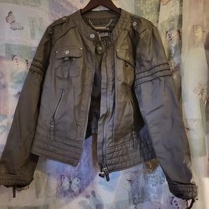 Cute green jacket blanc noir